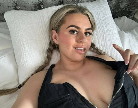 Maci Carter perfect star images