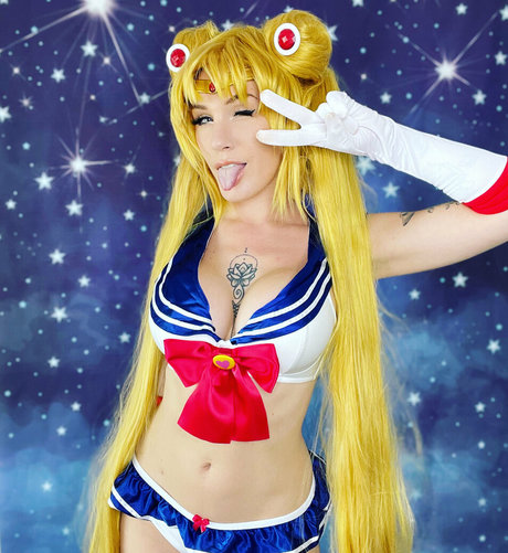 lara free nudes star archive