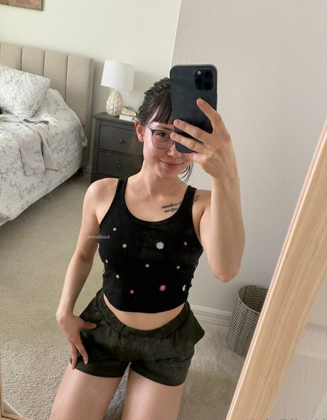 yummyaria perfect pornstar picture