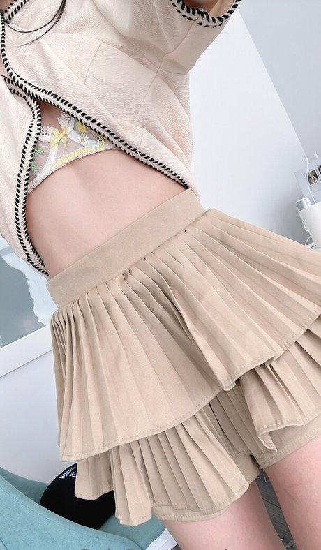 awnnivip model art img