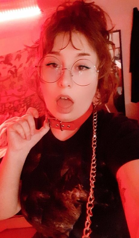 grrraves pornstar nude archive