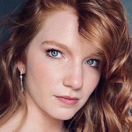Annalise Basso star sex photos