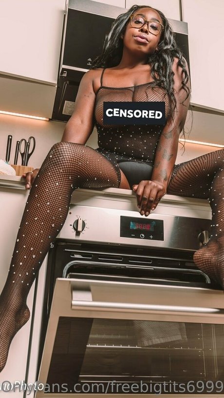 freebigtits6999 adult actress pictures