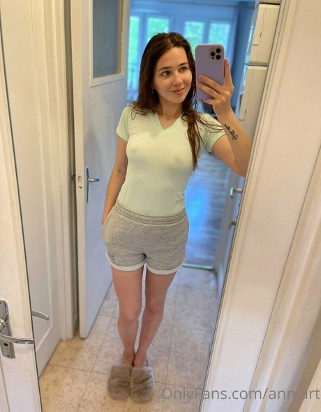 giantess onlyfans adult images