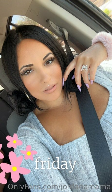 Jordanamama pornstar nudes photos