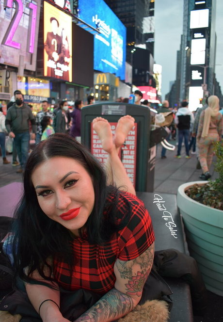 feetiefuntime pornstar hd pics