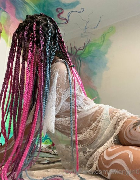 aliengirl0 actress image