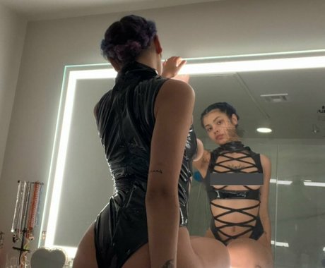 aliengirl0 star erotic pics