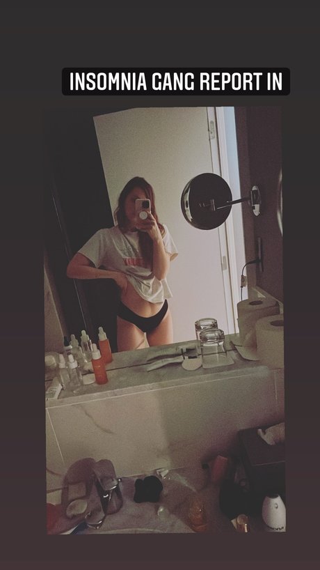 blonde secretary onlyfans hot xxx pic