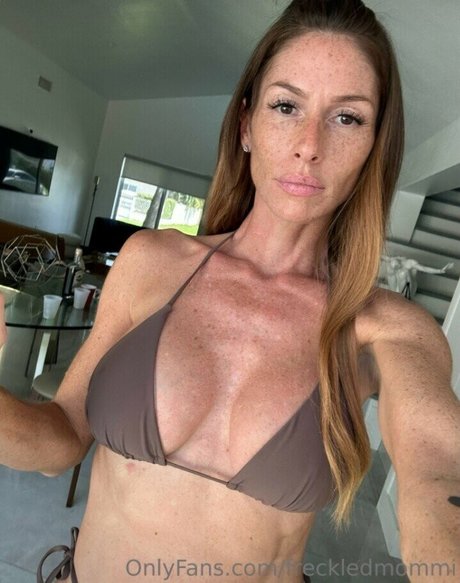 freckledmommi sex star pictures