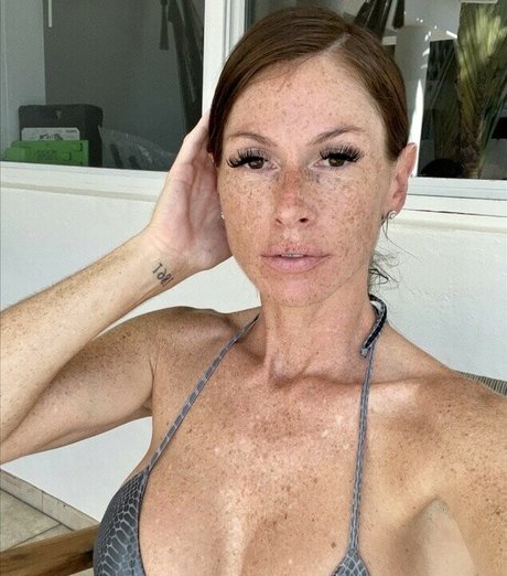 freckledmommi pornstar sex image