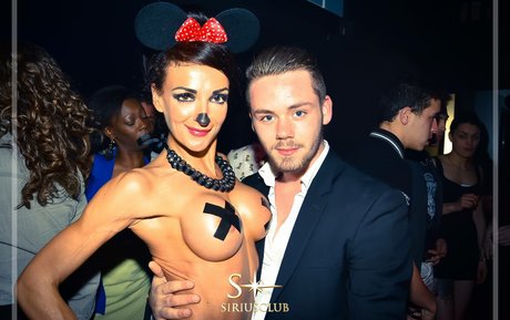 Gogo Stripper nude actress images