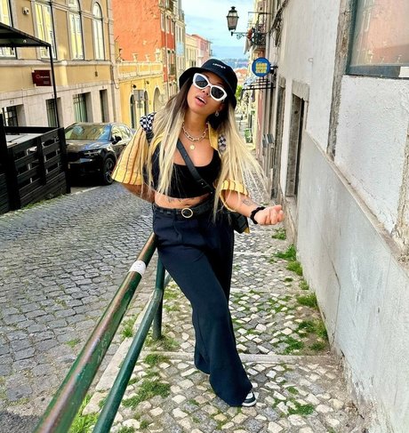 Ericka Bozeman porn model photo