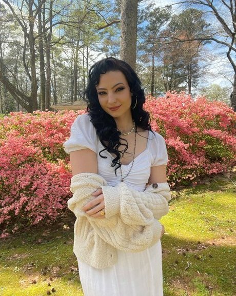 sex asian onlyfans erotic image