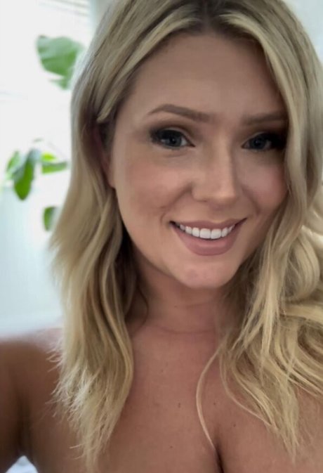 Sultry Sammy sexy actress galleries