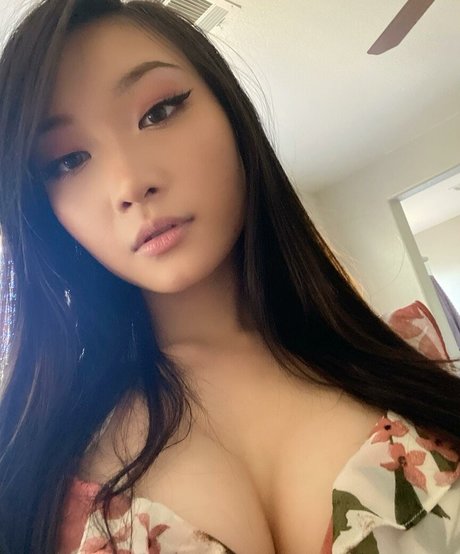 Smexyrosies exclusive pornstar gallery