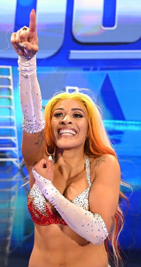 blonde nude onlyfans art naked archive