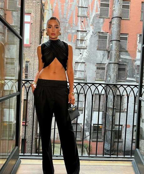 Olivia Culpo model exclusive galleries