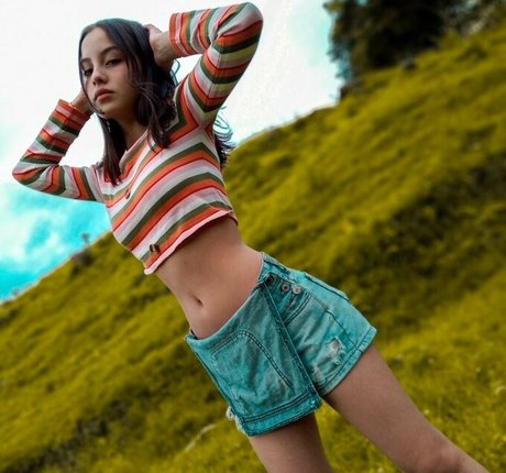 Eva Partis star nice images