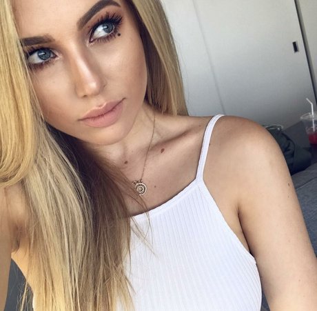 blonde secretary onlyfans hot sexy galleries