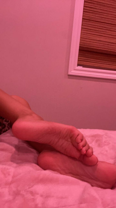 thick mature onlyfans naked image