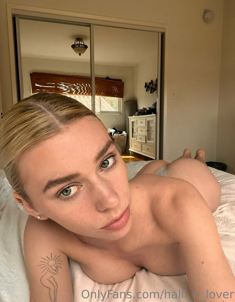 blonde secretary onlyfans nude images