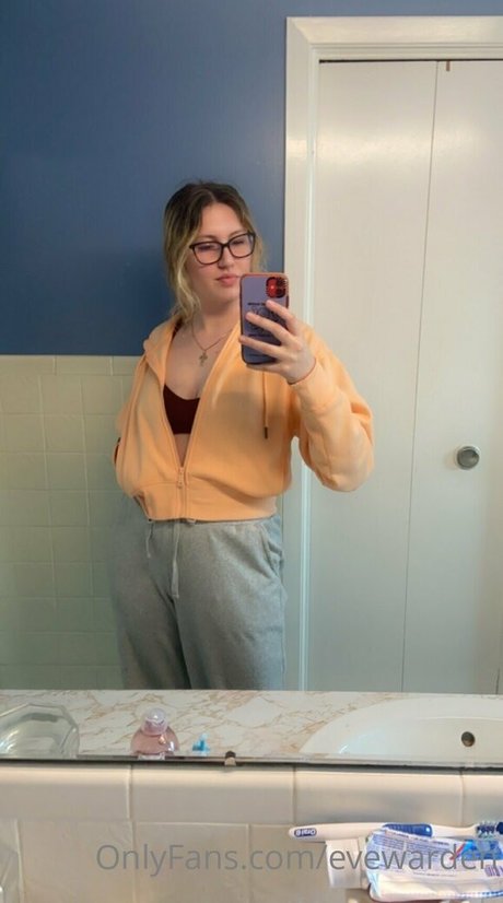 evewarden perfect model img