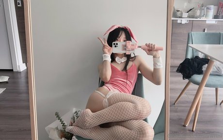 awnni model high quality gallery