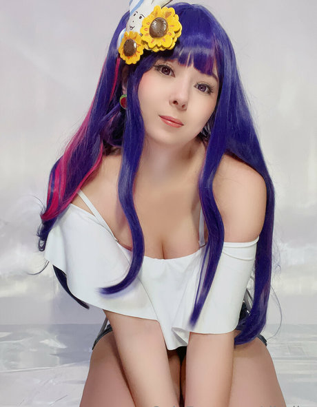 ribaibu hot model images