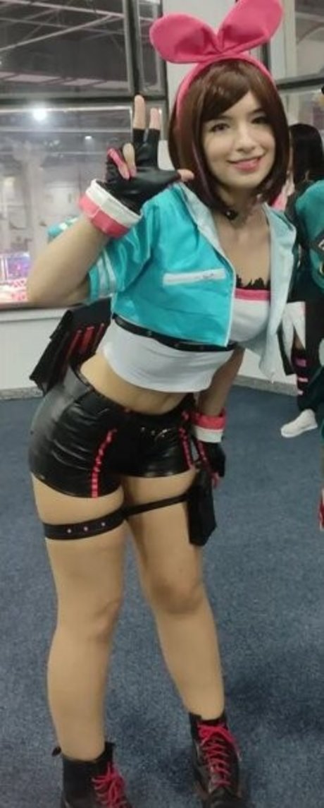 Faye Tan pornographic actress photos