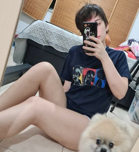 Faye Tan art star picture