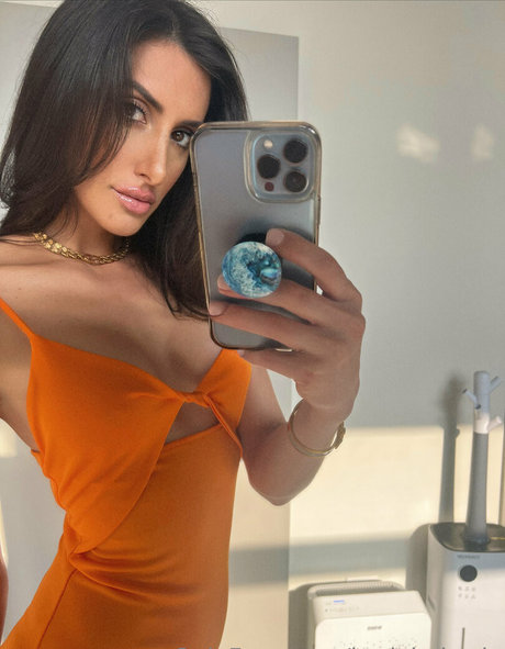 BodybyLorrie pornstar img