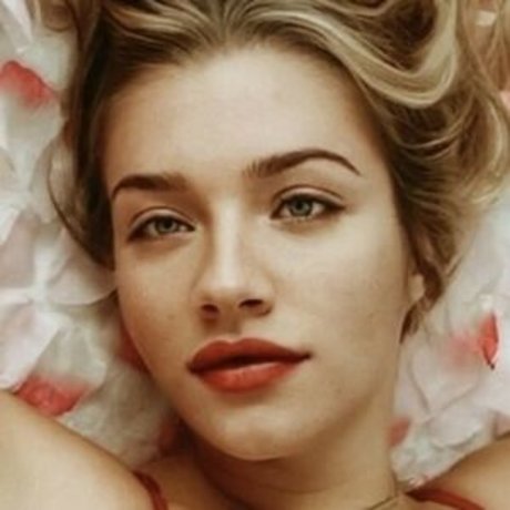 slim milf onlyfans art naked image