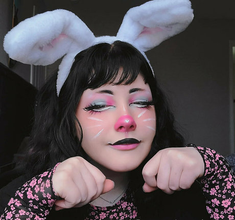 Creamieclown nudes model pics