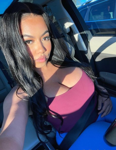 lailathebrat model free images