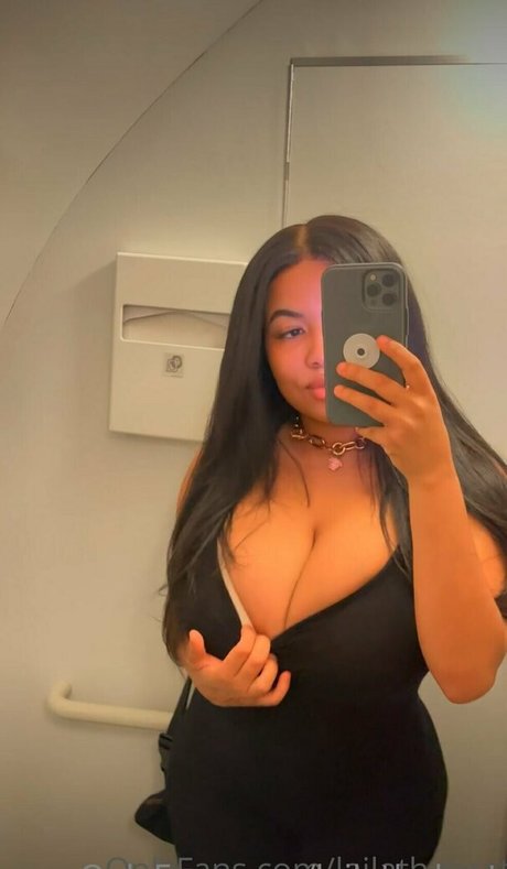 lailathebrat porn model photo