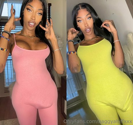Baggyaltiffxxx hot pornstar gallery