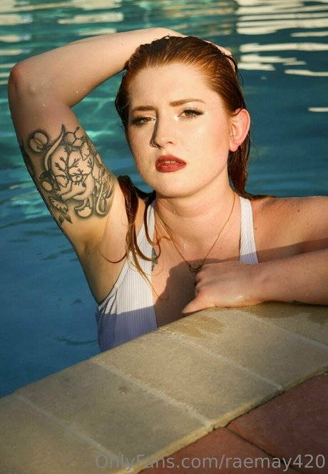 raemay420 erotic model picture