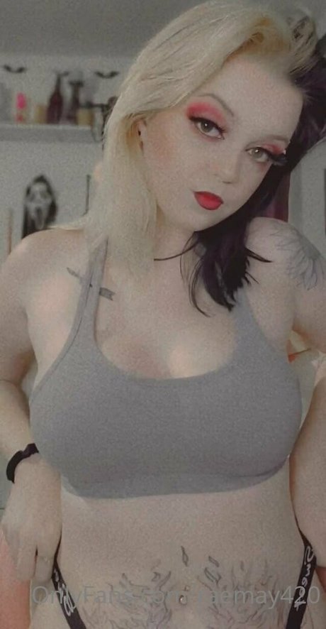 raemay420 beautiful star image