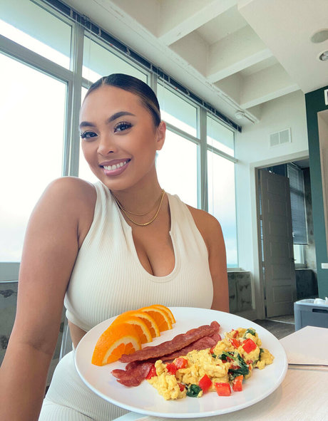 lindavo best pornstar gallery