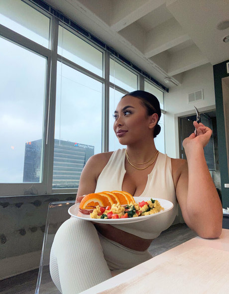 lindavo model pretty picture