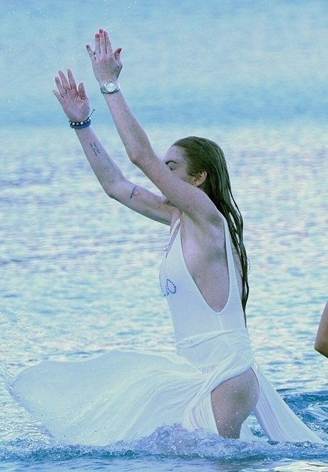 Lindsay Lohan star exclusive image