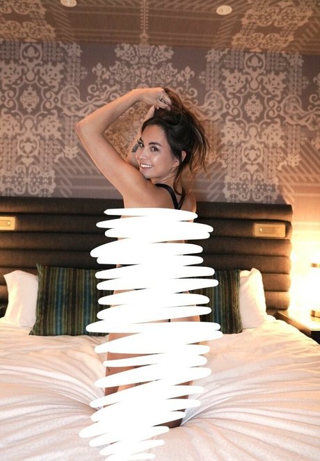 Alexchov model art pictures