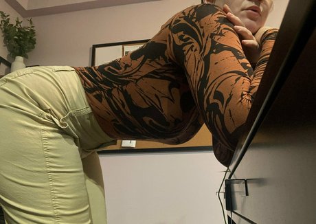 shutup69sitdown beautiful actress archive