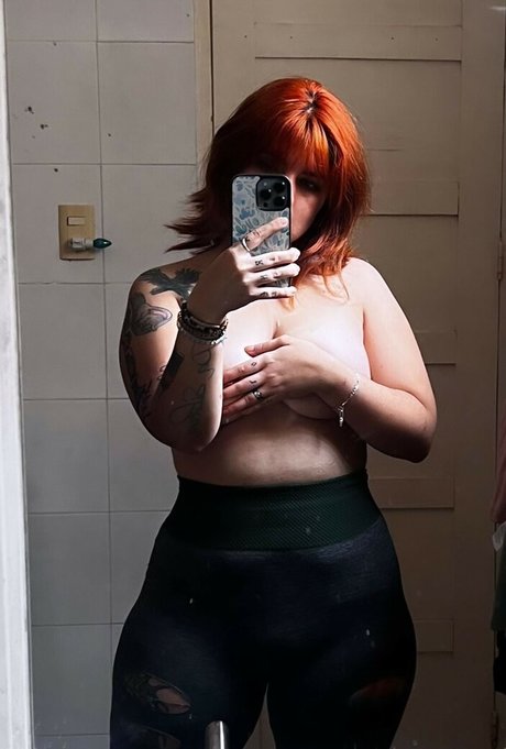 Soloarne pornstar hd photo