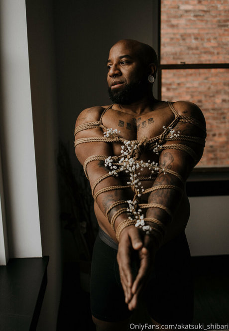 akatsuki shibari sex model gallery