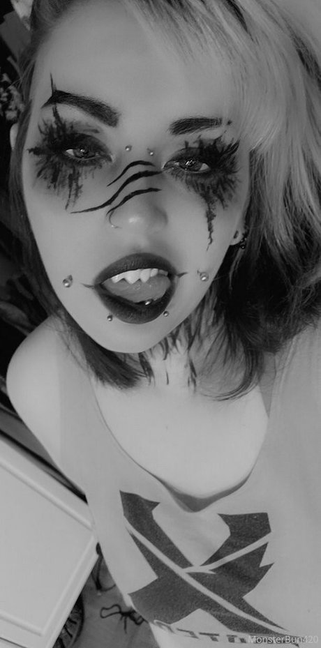 monsterbun42 art actress images