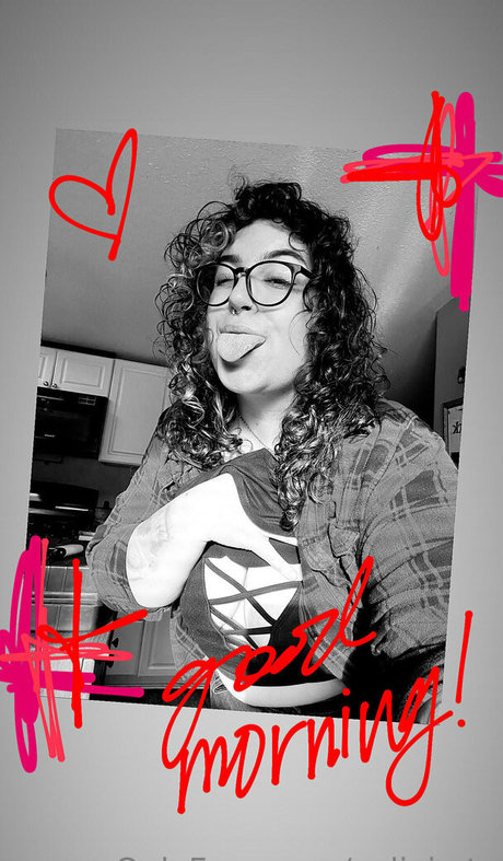 xolivia tv sexy star galleries