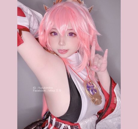 fuyukimika beautiful model picture