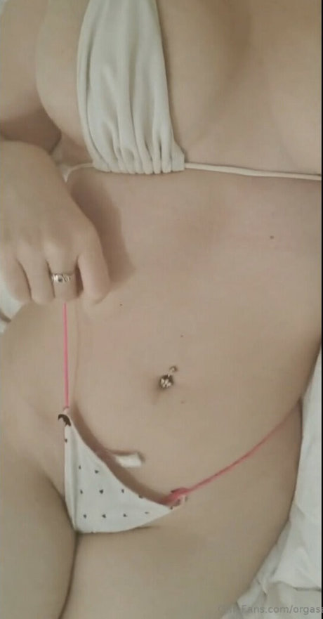 Samantha Siler nude actress gallery